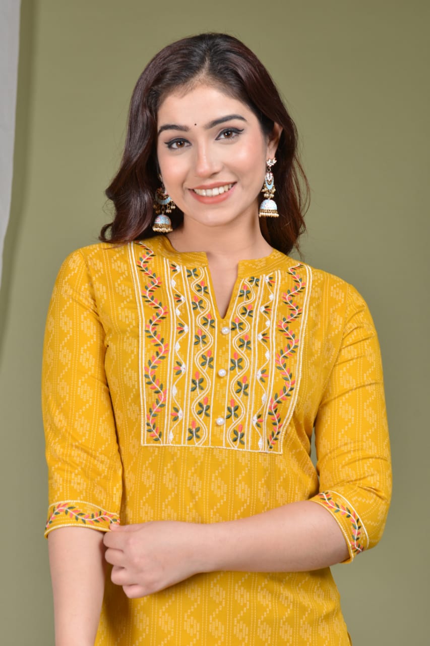 Women Pakistani Yellow Kurta Kurti Pant Printed Kurti Pant Set